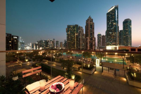 Downtown Luxurious 2BR Apartment near Burj Khalifa